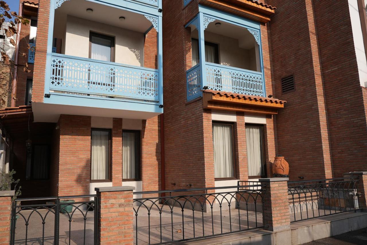 Hotel Embassy Tbilisi Exterior photo